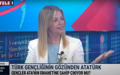 CEYLAN ADANALI KABADAYIOĞLU GENÇLİĞİN GÖZÜNDEN ATATÜRK'Ü ANLATTI. - 1